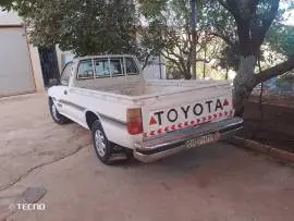 تويوتا بيك اب موديل 1993, دمشق