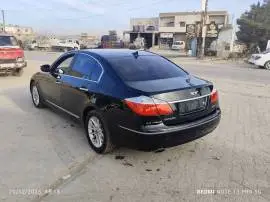 Hyundai Genesis 2010