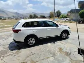 Mitsubishi Outlander 2018